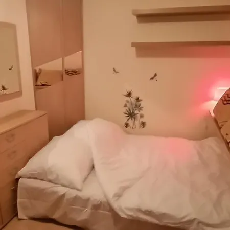 Na Trawki 15 Minut Od Lotniska Przy Pkm Niedzwiednik * Gdaňsk