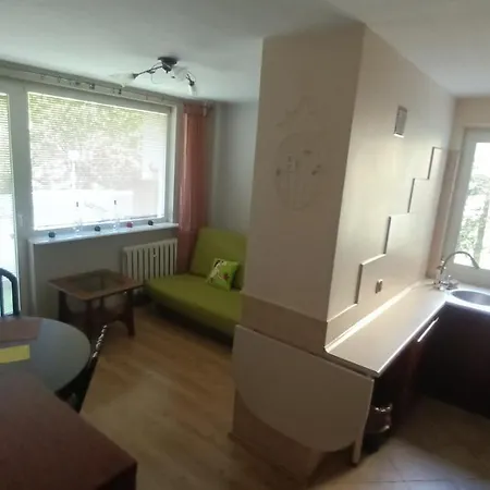 Apartmán Na Trawki 15 Minut Od Lotniska Przy Pkm Niedzwiednik